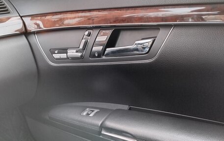 Mercedes-Benz S-Класс, 2008 год, 1 200 000 рублей, 3 фотография