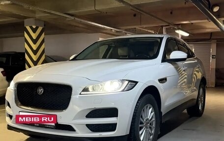 Jaguar F-Pace, 2018 год, 2 450 000 рублей, 2 фотография