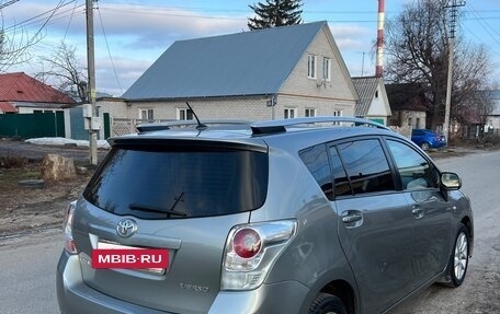 Toyota Verso I, 2011 год, 620 000 рублей, 4 фотография
