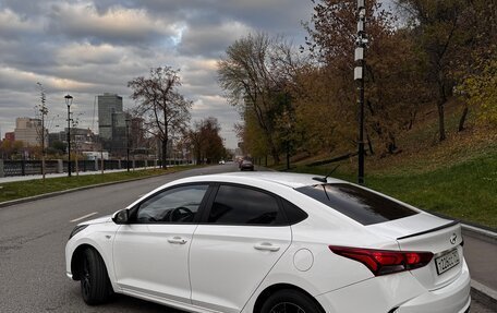 Hyundai Solaris II рестайлинг, 2021 год, 1 200 000 рублей, 7 фотография