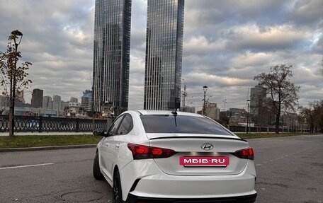 Hyundai Solaris II рестайлинг, 2021 год, 1 200 000 рублей, 3 фотография