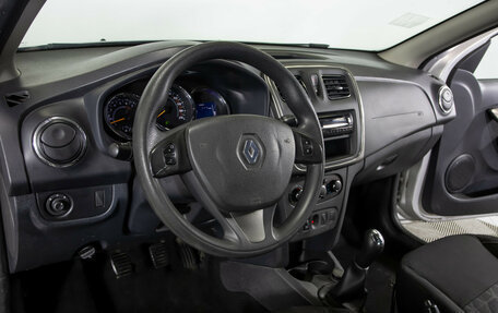 Renault Sandero II рестайлинг, 2016 год, 924 000 рублей, 13 фотография