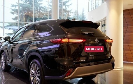 Toyota Highlander, 2025 год, 5 790 000 рублей, 6 фотография