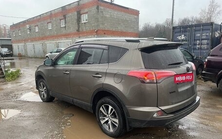 Toyota RAV4, 2018 год, 2 550 000 рублей, 5 фотография