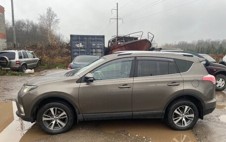 Toyota RAV4, 2018 год, 2 550 000 рублей, 6 фотография