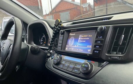 Toyota RAV4, 2018 год, 2 550 000 рублей, 16 фотография