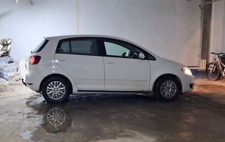 Volkswagen Golf Plus II, 2012 год, 900 000 рублей, 3 фотография