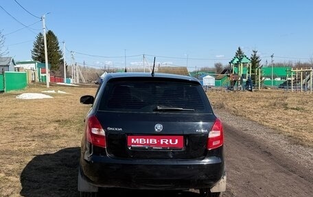 Skoda Fabia II, 2013 год, 550 000 рублей, 2 фотография