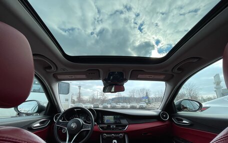 Alfa Romeo Giulia II, 2018 год, 2 450 000 рублей, 14 фотография