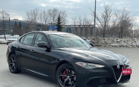 Alfa Romeo Giulia II, 2018 год, 2 450 000 рублей, 2 фотография