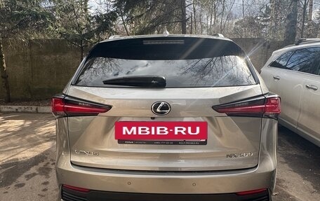 Lexus NX I, 2017 год, 3 200 000 рублей, 4 фотография
