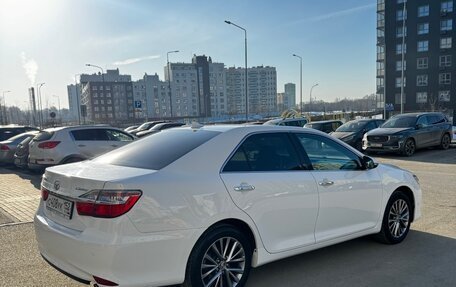 Toyota Camry, 2017 год, 2 190 000 рублей, 5 фотография