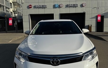 Toyota Camry, 2017 год, 2 190 000 рублей, 7 фотография