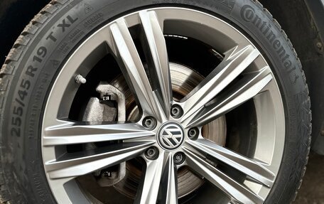 Volkswagen Tiguan II, 2019 год, 3 300 000 рублей, 13 фотография