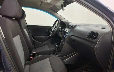 Volkswagen Polo VI (EU Market), 2011 год, 525 000 рублей, 9 фотография