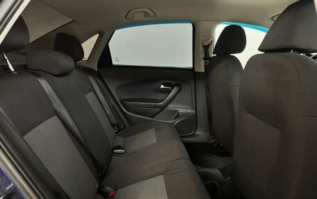 Volkswagen Polo VI (EU Market), 2011 год, 525 000 рублей, 10 фотография