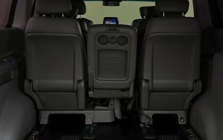 Hyundai Grand Starex Grand Starex I рестайлинг 2, 2015 год, 2 000 000 рублей, 16 фотография