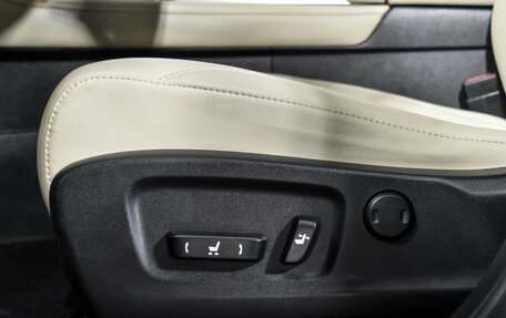 Lexus RX IV рестайлинг, 2020 год, 4 690 000 рублей, 11 фотография