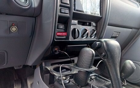 Toyota Land Cruiser Prado 90 рестайлинг, 1997 год, 1 430 000 рублей, 12 фотография