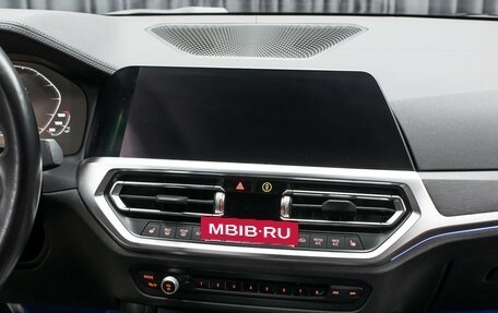 BMW 3 серия, 2021 год, 4 598 000 рублей, 13 фотография