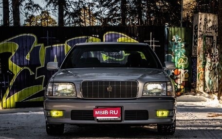 Toyota Crown Majesta, 1998 год, 1 600 000 рублей, 8 фотография