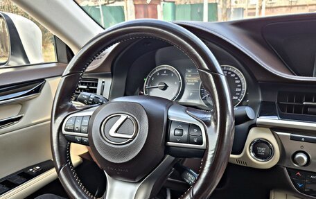 Lexus ES VII, 2015 год, 3 500 000 рублей, 19 фотография