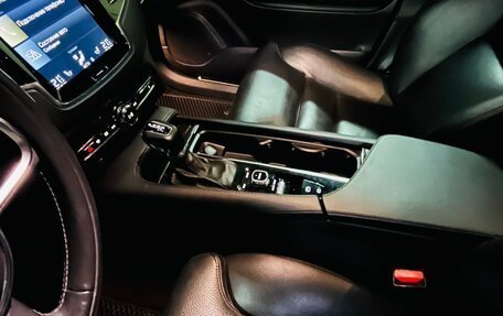 Volvo XC90 II рестайлинг, 2015 год, 3 630 000 рублей, 10 фотография