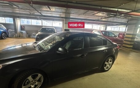 Chevrolet Cruze II, 2010 год, 755 000 рублей, 8 фотография