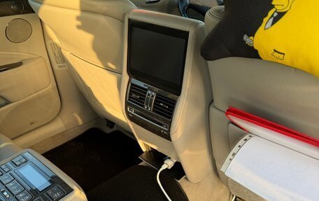 Lexus LS IV, 2010 год, 2 100 000 рублей, 12 фотография