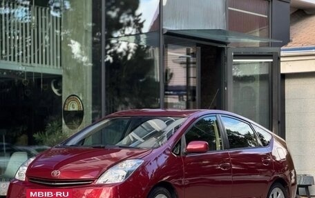 Toyota Prius, 2005 год, 630 000 рублей, 6 фотография