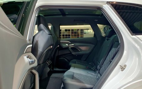 Audi Q5, 2026 год, 6 800 000 рублей, 17 фотография