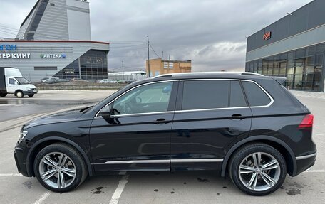 Volkswagen Tiguan II, 2019 год, 3 600 000 рублей, 4 фотография