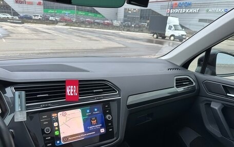 Volkswagen Tiguan II, 2019 год, 3 600 000 рублей, 16 фотография