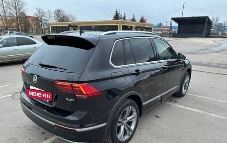 Volkswagen Tiguan II, 2019 год, 3 600 000 рублей, 7 фотография