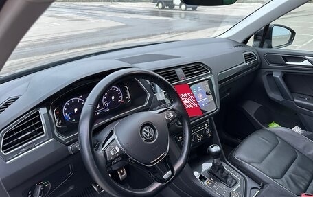 Volkswagen Tiguan II, 2019 год, 3 600 000 рублей, 10 фотография