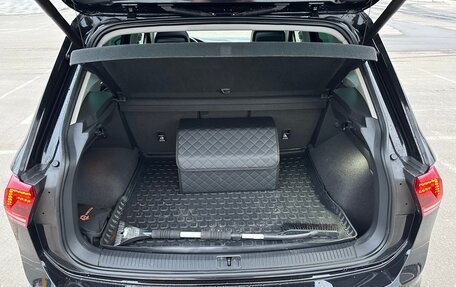 Volkswagen Tiguan II, 2019 год, 3 600 000 рублей, 19 фотография