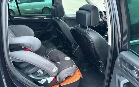 Volkswagen Tiguan II, 2019 год, 3 600 000 рублей, 21 фотография