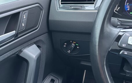 Volkswagen Tiguan II, 2019 год, 3 600 000 рублей, 20 фотография