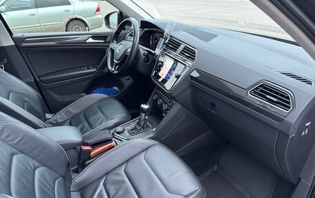 Volkswagen Tiguan II, 2019 год, 3 600 000 рублей, 23 фотография