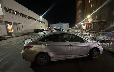 Hyundai Solaris II рестайлинг, 2014 год, 345 000 рублей, 3 фотография