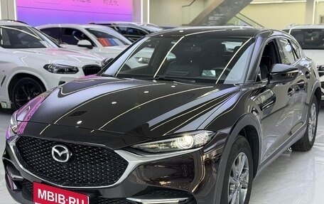 Mazda CX-4, 2023 год, 2 370 000 рублей, 1 фотография