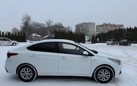 Hyundai Solaris II рестайлинг, 2019 год, 945 000 рублей, 3 фотография