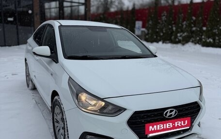 Hyundai Solaris II рестайлинг, 2019 год, 945 000 рублей, 13 фотография