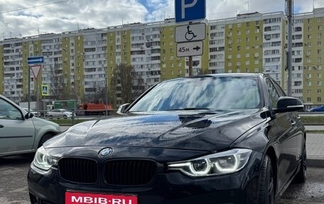 BMW 3 серия, 2017 год, 1 690 000 рублей, 3 фотография