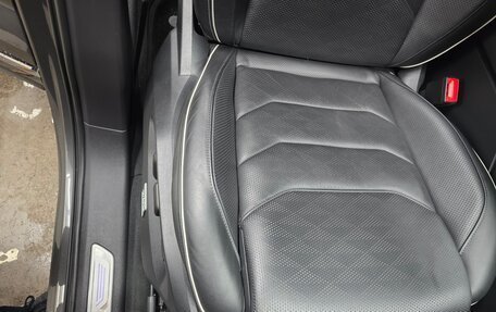 Volkswagen Touareg III, 2020 год, 5 650 000 рублей, 4 фотография