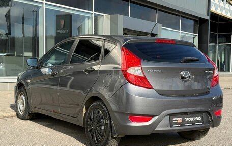 Hyundai Solaris II рестайлинг, 2012 год, 875 000 рублей, 4 фотография