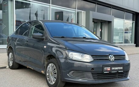 Volkswagen Polo VI (EU Market), 2011 год, 585 000 рублей, 2 фотография