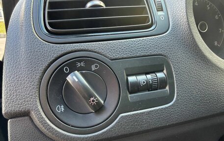 Volkswagen Polo VI (EU Market), 2011 год, 585 000 рублей, 17 фотография