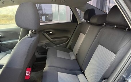 Volkswagen Polo VI (EU Market), 2011 год, 585 000 рублей, 16 фотография