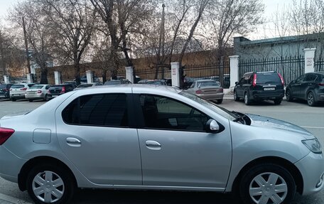 Renault Logan II, 2015 год, 620 000 рублей, 3 фотография